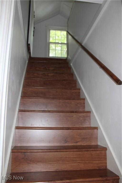 504 Williams Ave, East Liverpool, OH 43920 - stairway with lofted ceiling