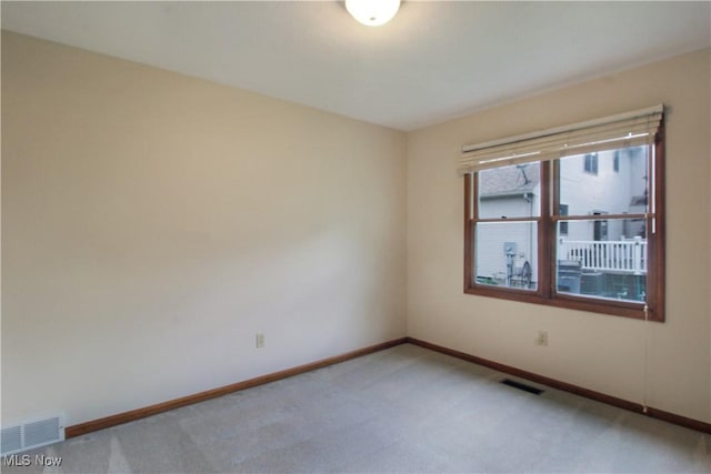 28420 Glen Hollow Ln, Olmsted Falls, OH 44138 - carpeted empty room featuring baseboards