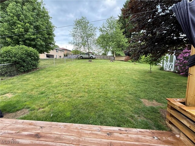 250 Crystal Ln, Weirton, WV 26062 - view of yard with a deck
