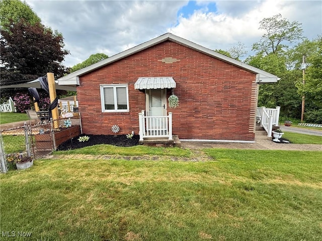 250 Crystal Ln, Weirton, WV 26062 - view of front of property with brick siding
