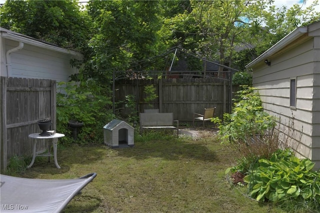 3308 Cedarbrook Rd, Cleveland Heights, OH 44118 - view of yard