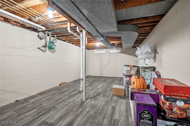 6270 Springwood Rd, Parma Heights, OH 44130 - basement featuring wood finished floors and gas meter