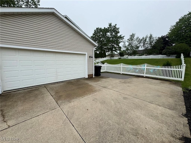 10957 Mogadore Ave NW, Uniontown, OH 44685 - view of garage