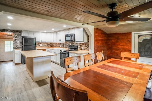 29655 Buck Rd, Salem, OH 44460 - dining area featuring light wood-style flooring, wooden ceiling, ceiling fan, and recessed lighting