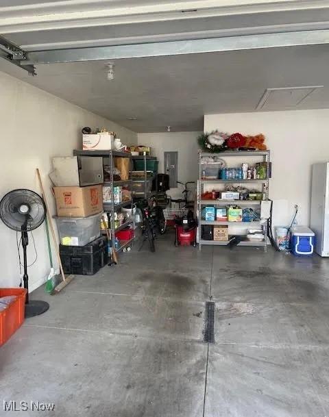 170 Sandy Ct Unit 11, New Middletown, OH 44442 - garage with electric panel