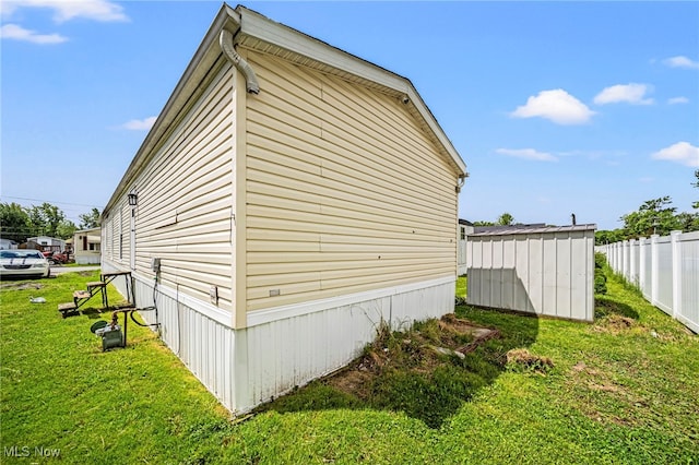 141 Marilyn Dr, Madison, OH 44057 - view of side of property