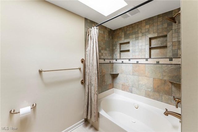 9852 Hocking St NW, Massillon, OH 44646 - full bath featuring shower / bath combo and baseboards