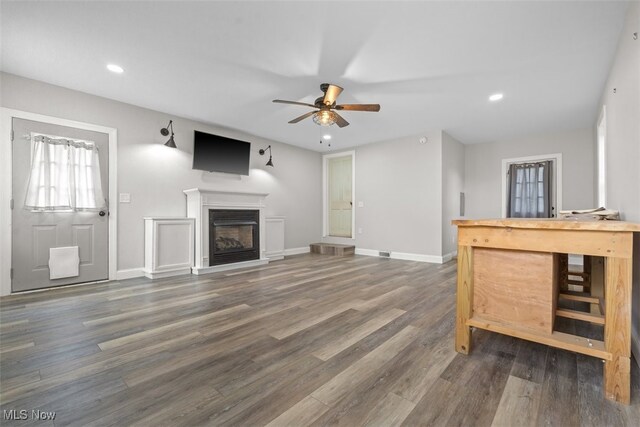 111 W 4 1/2 St, Williamstown, WV 26187 - photo 8