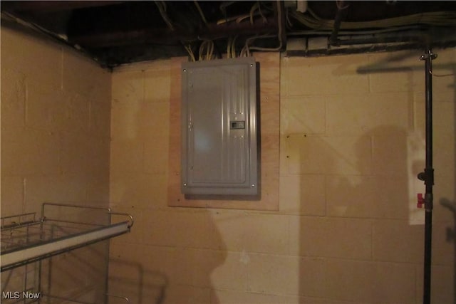2313 W 13th St, Ashtabula, OH 44004 - unfinished below grade area with electric panel