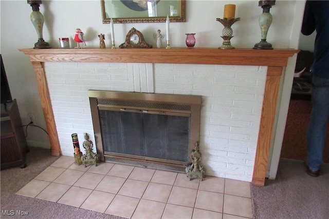 2313 W 13th St, Ashtabula, OH 44004 - detailed view of a fireplace and carpet
