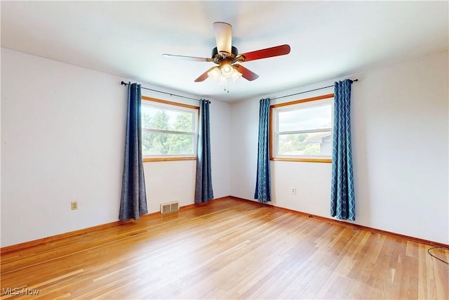 2920 Linda Way, Steubenville, OH 43952 - empty room with light wood-style floors and a ceiling fan