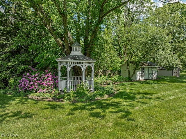 12935 Robinwood St NE, Alliance, OH 44601 - view of grassy yard with a gazebo