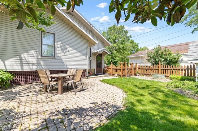 226 N 19th St, Sebring, OH 44672 - view of patio / terrace featuring outdoor dining space