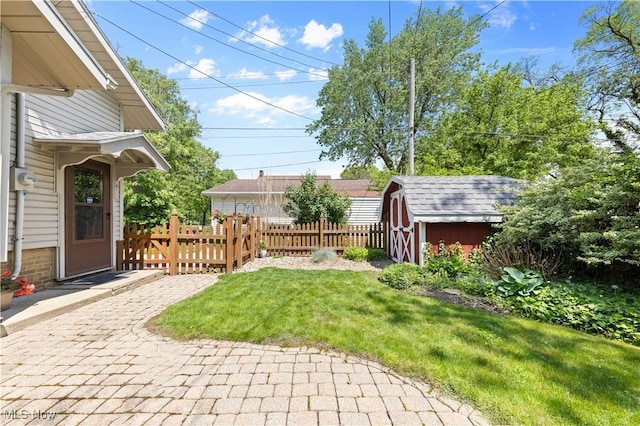 226 N 19th St, Sebring, OH 44672 - view of yard