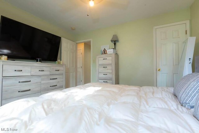 1271 Lander Rd, Mayfield Heights, OH 44124