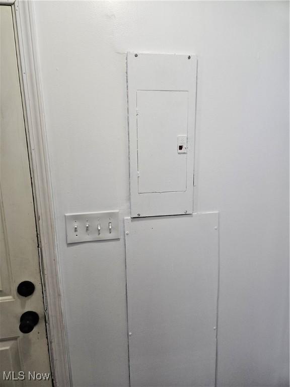 5102 Andrus Ave, North Olmsted, OH 44070 - detailed view of electric panel