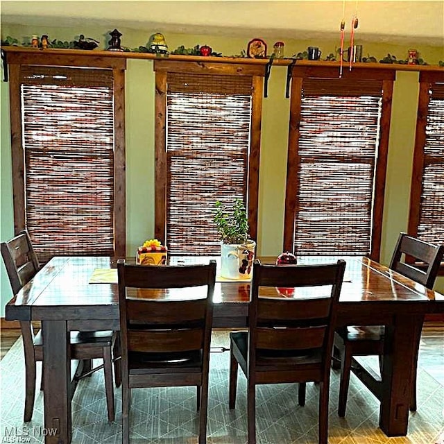 71276 Old Twenty One St, Kimbolton, OH 43725 - view of dining area