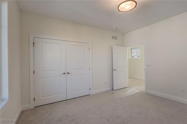2540 Edgewood Trce, Pepper Pike, OH 44124 - unfurnished bedroom featuring light colored carpet, baseboards, and a closet