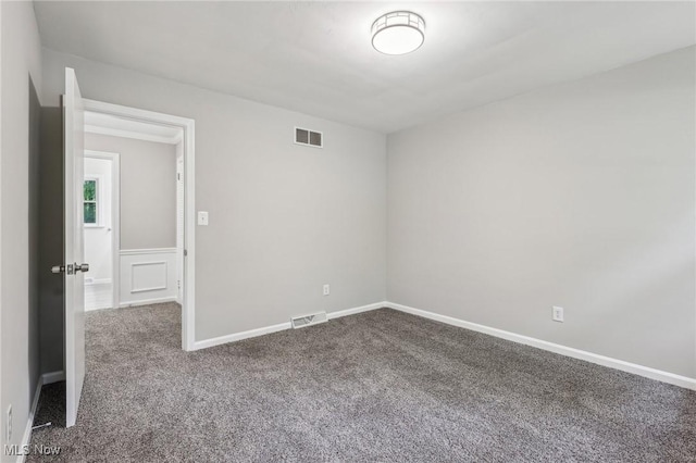 7558 E Parkside Dr, Boardman, OH 44512 - empty room with dark carpet