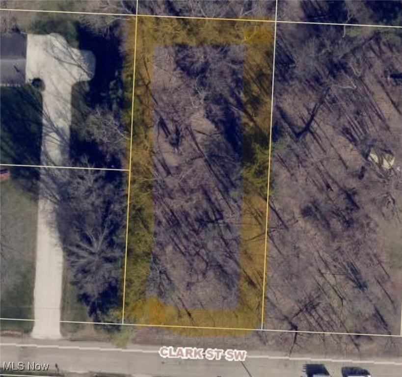 Clark St SW, Massillon, OH 44646