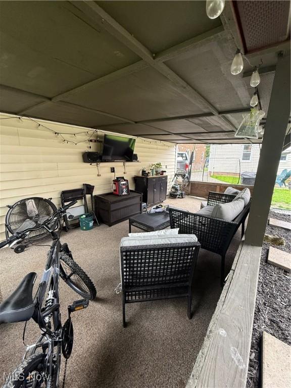 7511 Jameson Rd, Parma, OH 44129 - view of patio