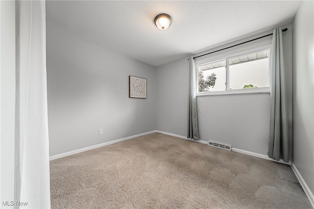21517 Nottingham Dr, Fairview Park, OH 44126 - carpeted empty room featuring baseboards