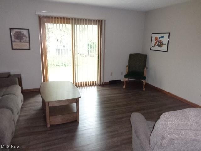 816 Gino Ln Unit 816, Cleveland, OH 44109 - living area with wood finished floors and baseboards