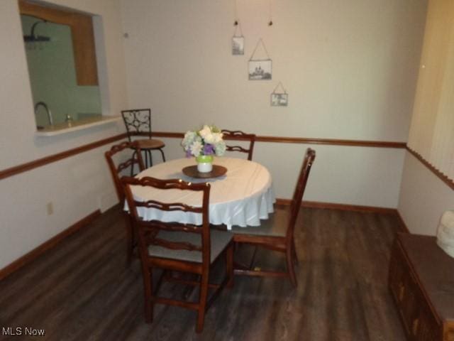 816 Gino Ln Unit 816, Cleveland, OH 44109 - dining space featuring wood finished floors