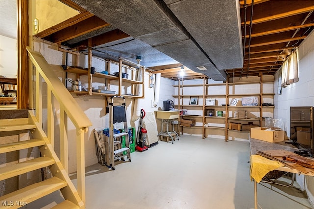 125 Beech St, Doylestown, OH 44230 - unfinished basement with concrete block wall