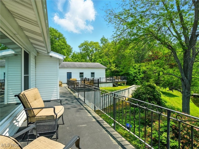 4300 Wade Ave, Ashtabula, OH 44004 - view of patio / terrace