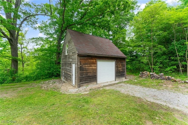 15800 Shilling Rd, Berlin Center, OH 44401 - detached garage featuring driveway