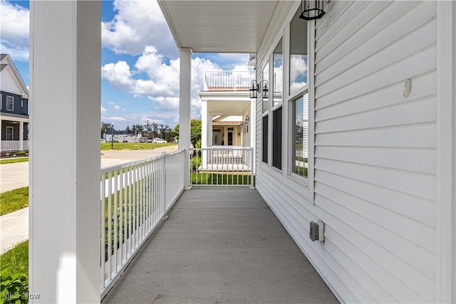 360 Bascule Dr, Lorain, OH 44052 - view of porch