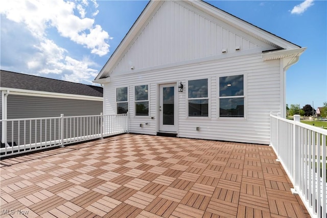 360 Bascule Dr, Lorain, OH 44052 - view of patio / terrace
