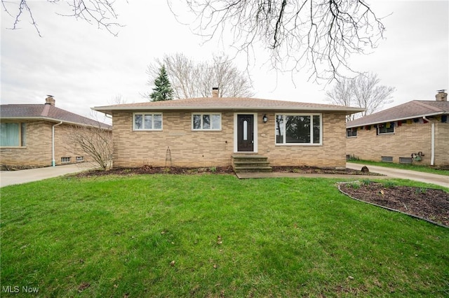 9913 Shady Ln, Cleveland, OH 44144 - photo 1