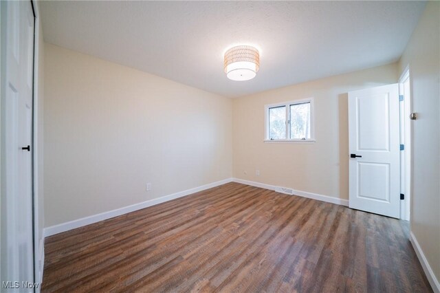 9913 Shady Ln, Cleveland, OH 44144 - photo 18