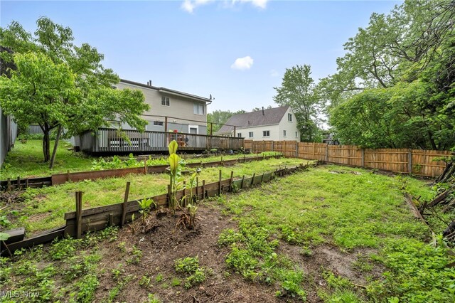 1654 Vicgross Ave, Akron, OH 44310 - view of yard featuring a vegetable garden