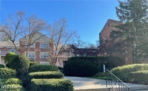 15875 Van Aken Blvd Unit 104C, Shaker Heights, OH 44120 - view of property's community