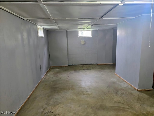 405 E 5th St, West Lafayette, OH 43845