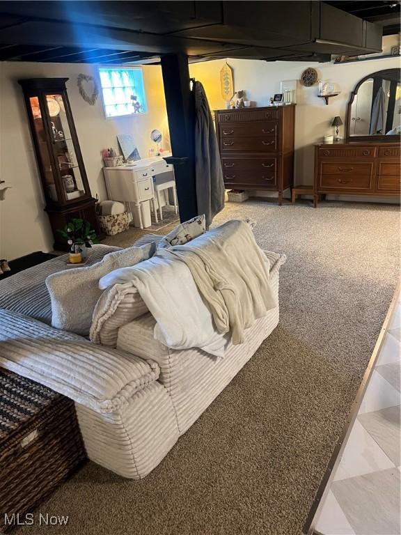 724 8th St, Struthers, OH 44471 - view of living room
