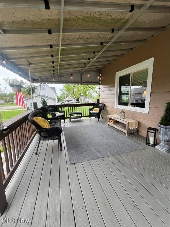 724 8th St, Struthers, OH 44471 - view of wooden deck