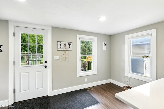 3136 Ellet Ave, Akron, OH 44312 - entryway with dark wood-style flooring and baseboards