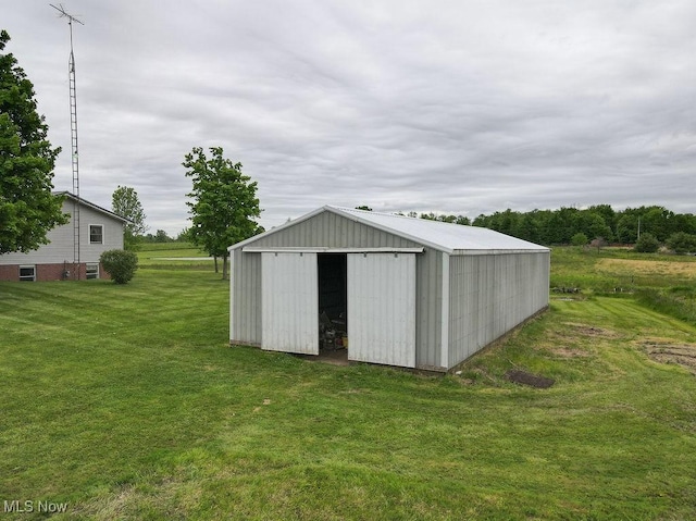 16000 Louisville St, Homeworth, OH 44634 - view of pole building with a yard