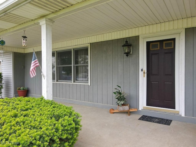 16000 Louisville St, Homeworth, OH 44634 - doorway to property with covered porch