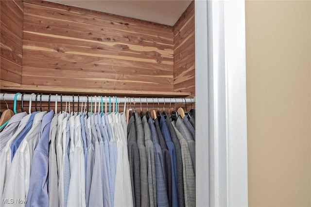 2381 Charney Rd, University Heights, OH 44118 - view of closet