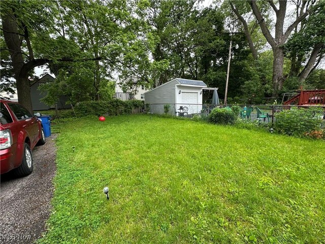 9705 Marah Ave, Cleveland, OH 44104 - view of yard