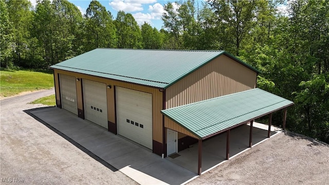 693 Evening Star Ave SE, East Canton, OH 44730 - garage featuring a garage