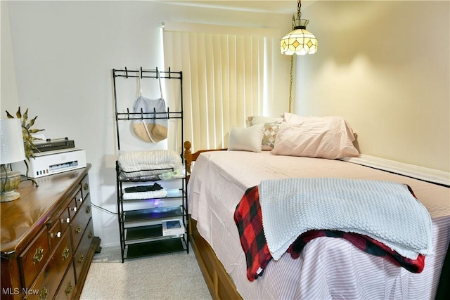 172 Camrose Dr, Niles, OH 44446 - bedroom with baseboards