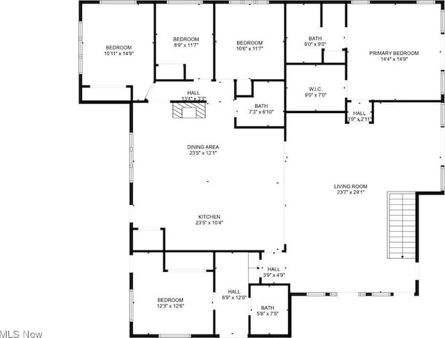 4346 Selhurst Rd, North Olmsted, OH 44070 - room layout