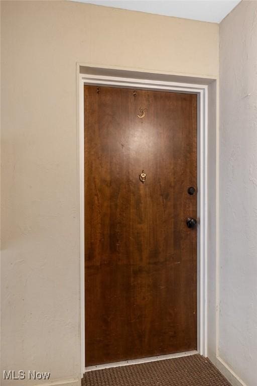 6250 Greenwood Pkwy Unit 403, Sagamore Hills, OH 44067 - view of exterior entry