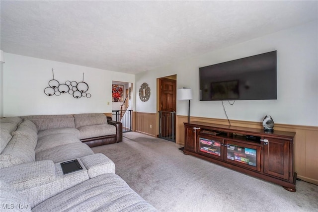 410 Hickory Hollow Dr, Canfield, OH 44406 - carpeted living room with wainscoting